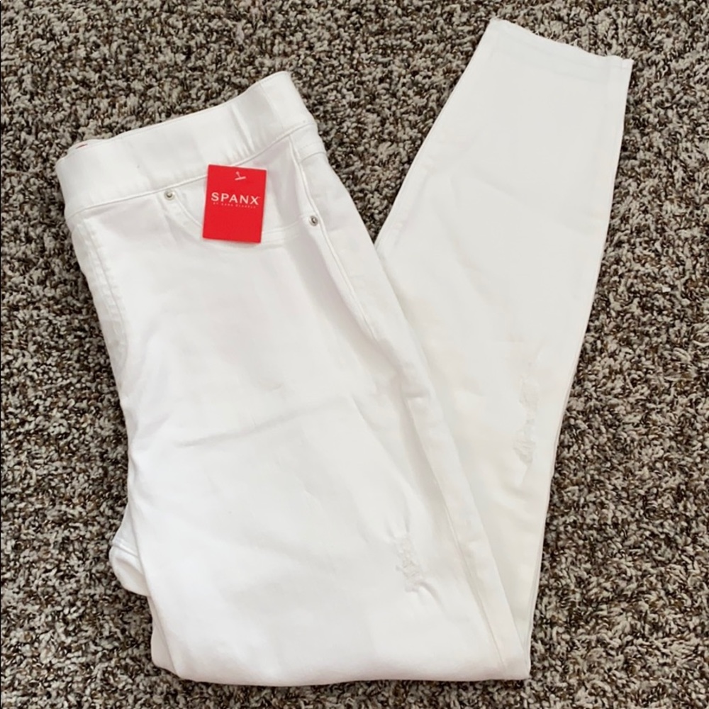 White Spanx distressed skinny denim jean!